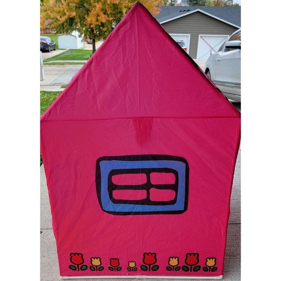 Hello Kitty Sanrio Tent - Picture 4 of 4